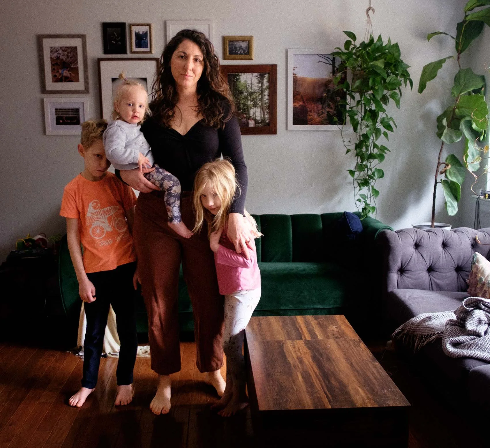 mom-and-three-kids-portrait-at-home.jpg