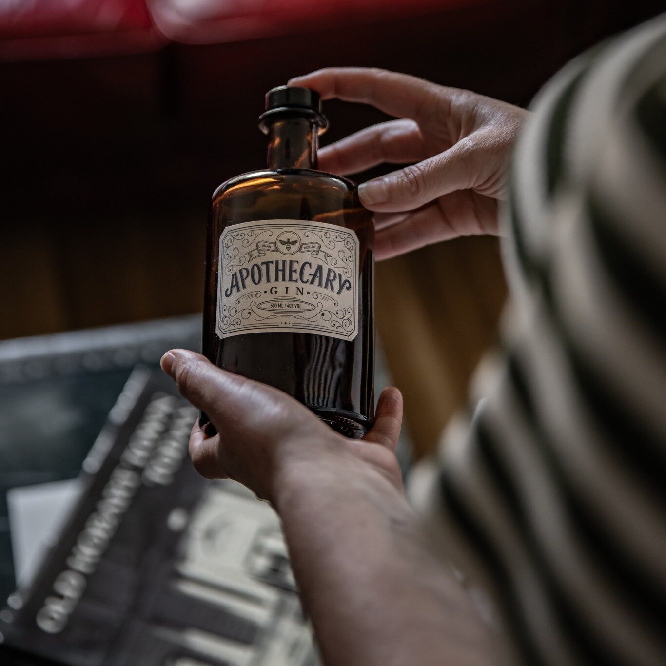 Calling all Gin Lovers.. add a tour of Killara Distillery on your next stay with us, or a Gin gift pack if you prefer to just stay in the room 😉
.
.
.
#tassie #tassiestyle #tasmania #relax #anotherdayinparadise #discovertasmania #lonelyplanet #comed