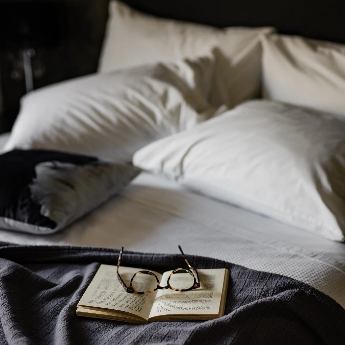 Designed for slow mornings, deep baths, and evenings by the fire 🔥

#hobartaccommodation #tasmaniatravel #hobartstay
#boutiquehotel #luxuryescape #couplesgetaway
#visitTasmania #StayInHobart #australiatravel
#heritageaccommodation #airbnbaustralia