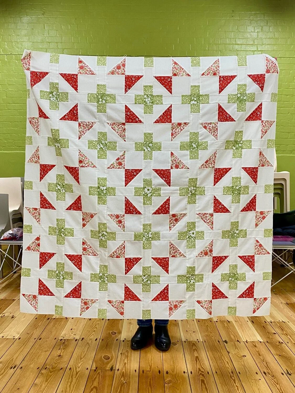 Suzanne (resized).jpg