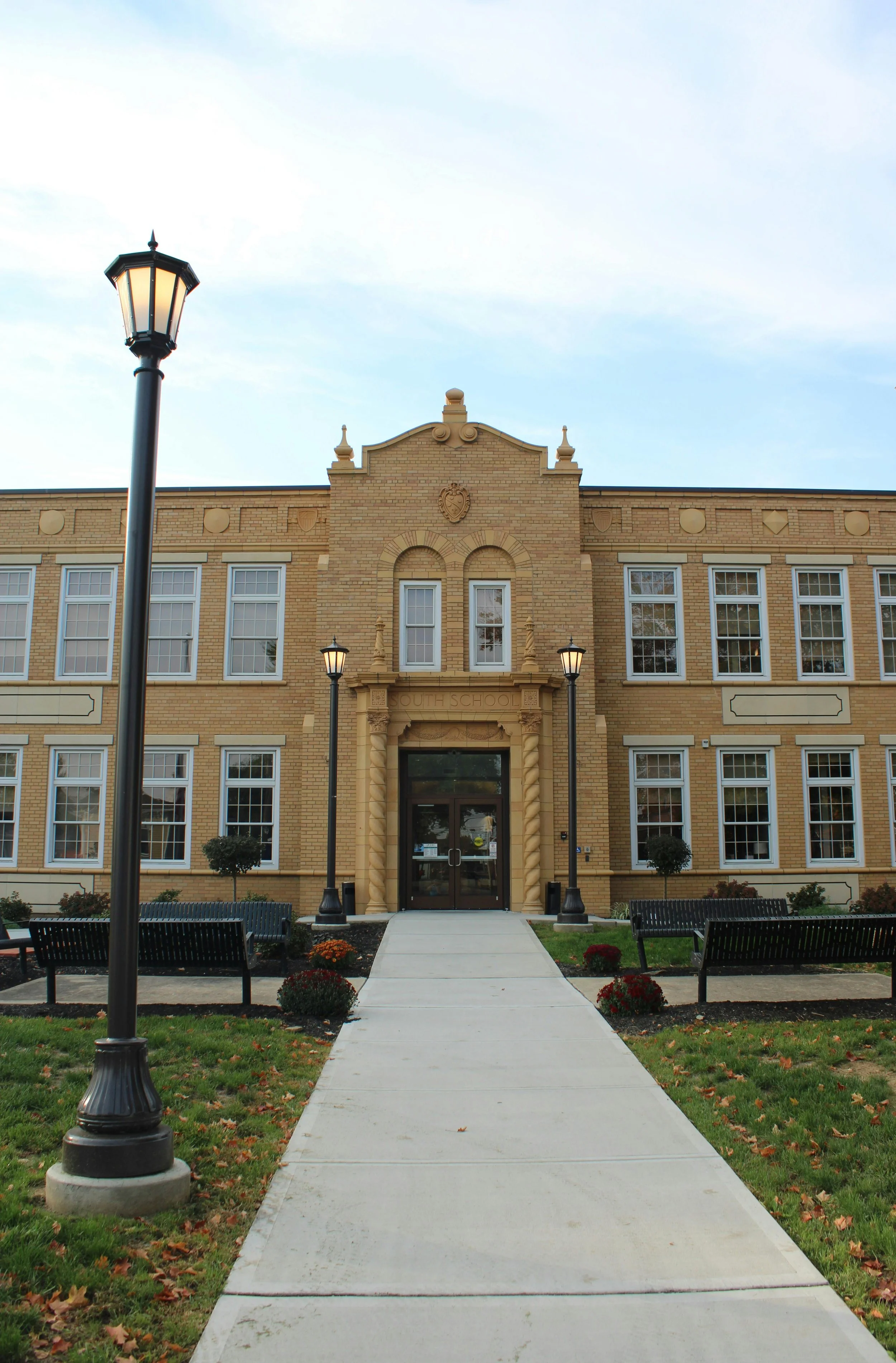 Solving Indoor Wireless Coverage Challenges in Educational Institutions