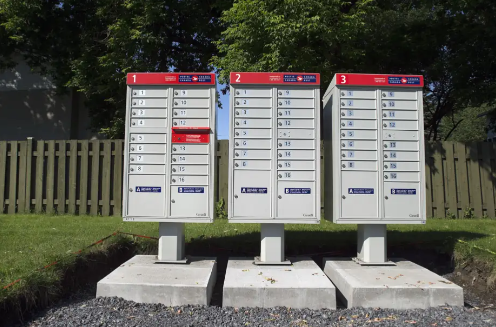Boîtes postales communautaires : Les villes ne veulent pas écoper de la facture