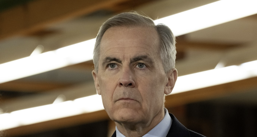 Réécriture historique: Carney ne s’excuse pas; il persiste et&nbsp;signe