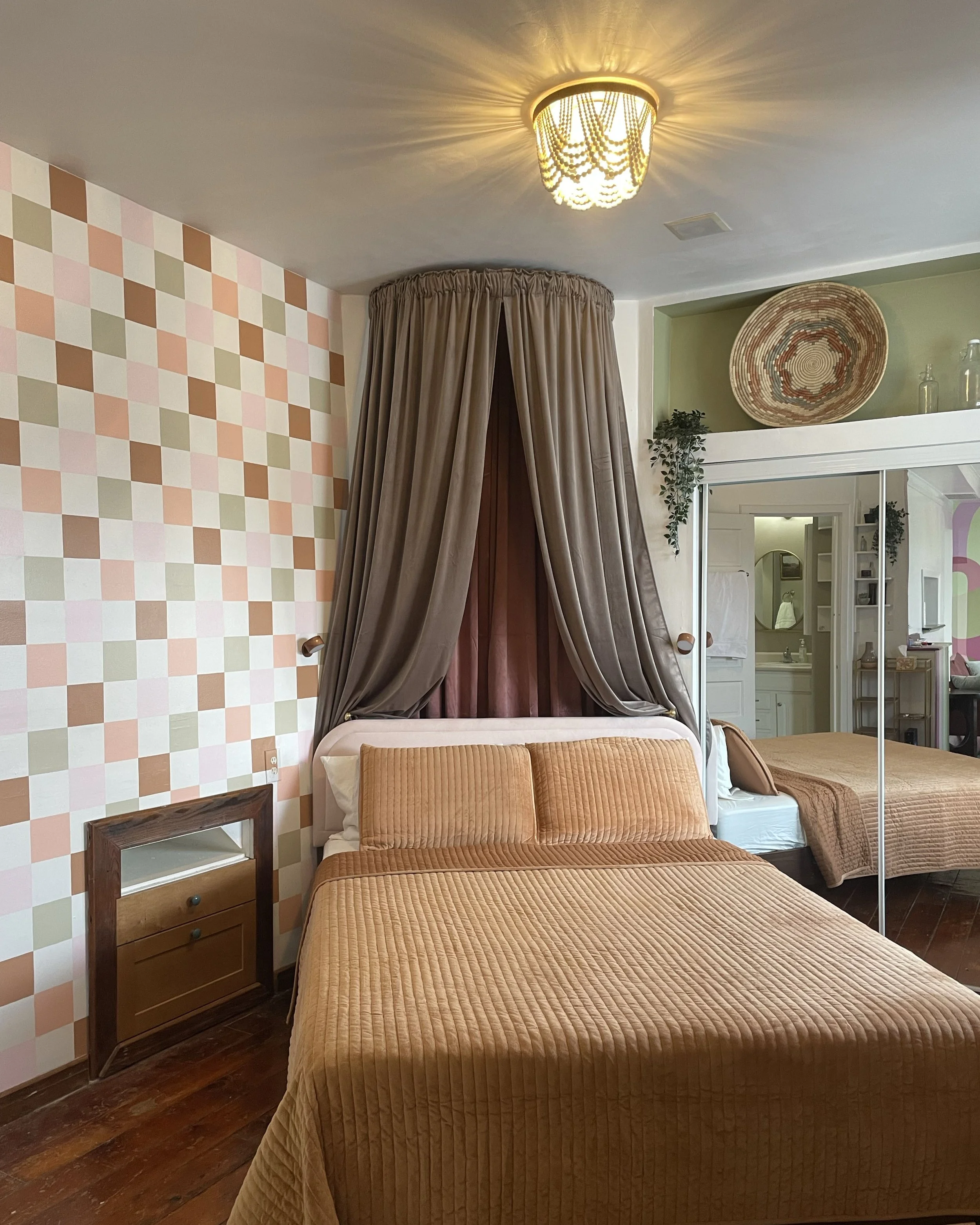 checkered wall.jpg