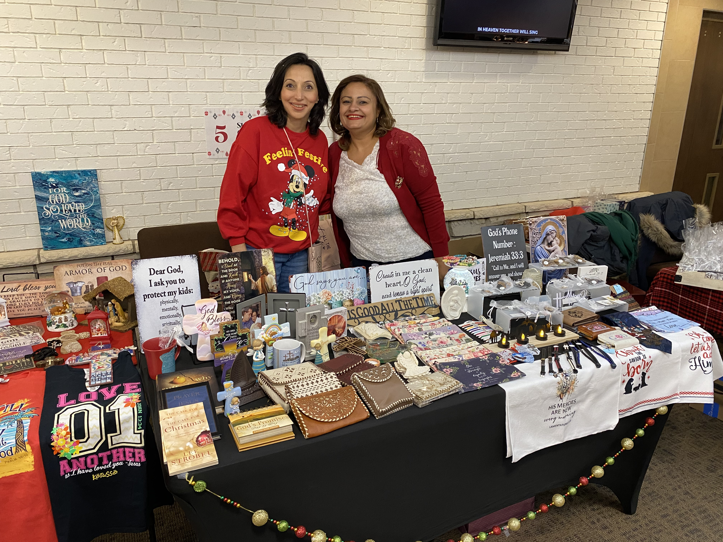 Vendors (12).png