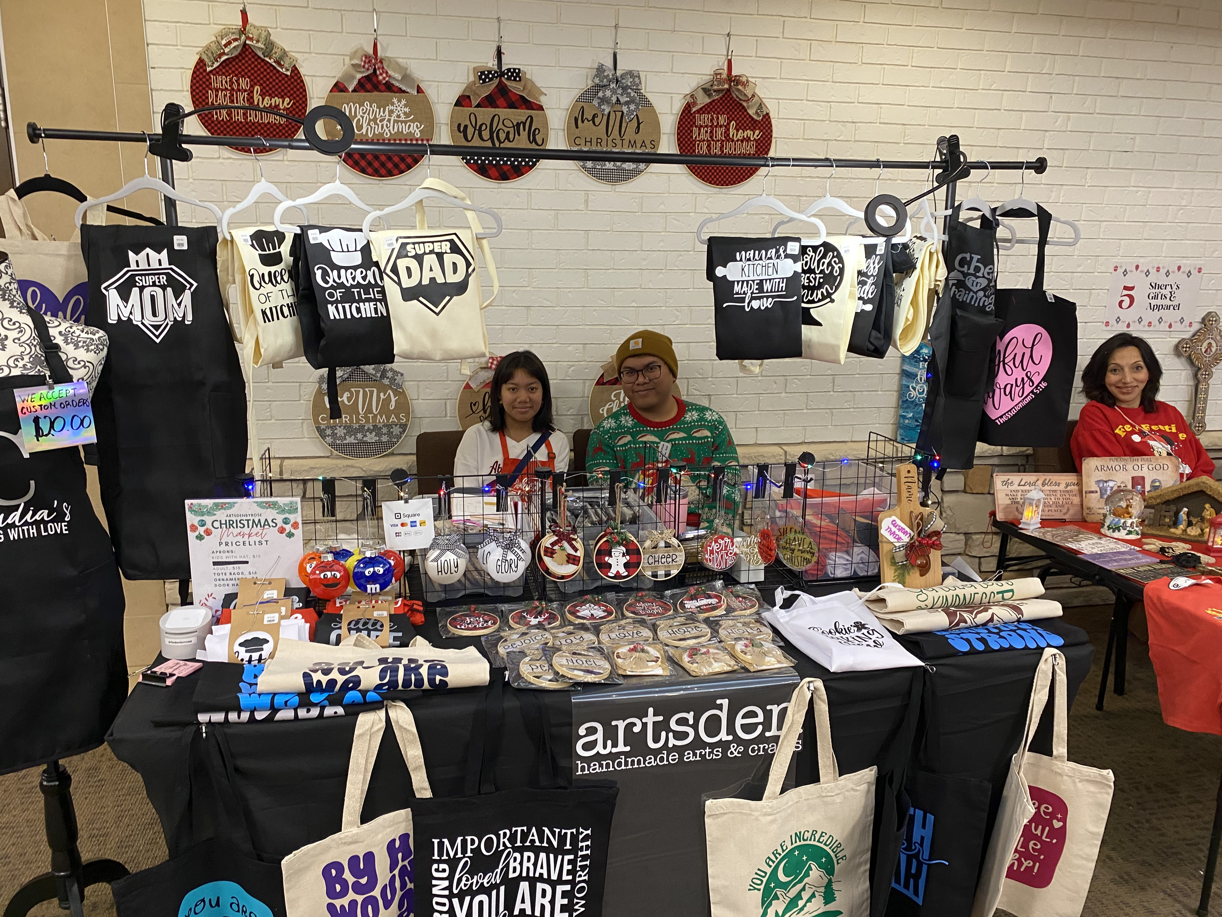 Vendors (11).png