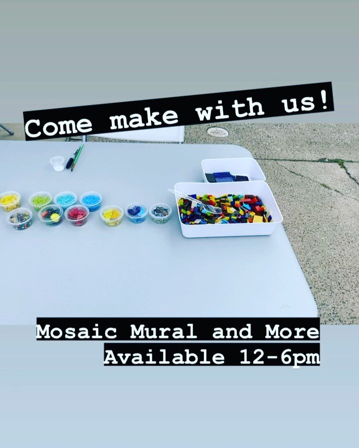 Day Two of Horse Trading Days Starts Now! Thanks everyone for a great day one. Join us again for Mosaic Murals and great shopping today 10-6. Look out for live glass blowing coming tomorrow! &hellip;.#horsetradingdays #gozelie #butlercountyexploremor