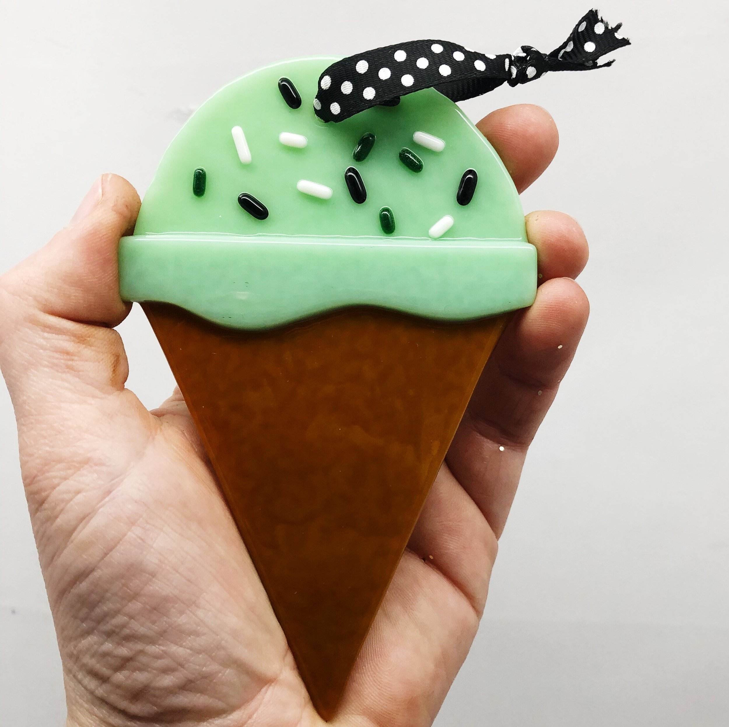 https://i.etsystatic.com/26105092/r/il/3a1aca/2665991324/il_fullxfull.2665991324_ks10.jpg