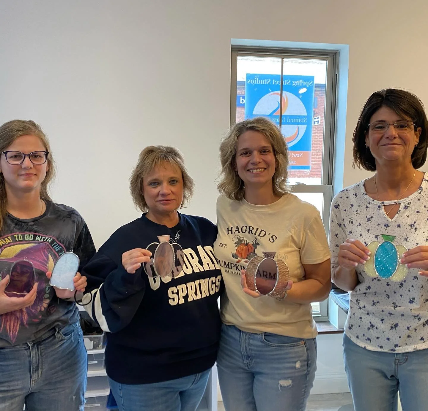 🎃🎃🎃 zelieglass.com  Drop ins available Saturday! A few spots left in Sundays stained glass pumpkins. Book now