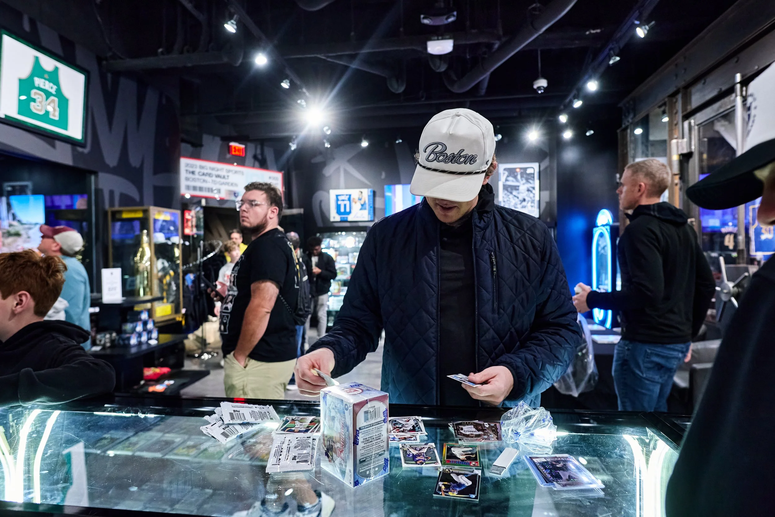 20250510_BIG NIGHT LIVE_CAUSEWAY CARD SHOW_[064] - @ERIKLORCH.jpg