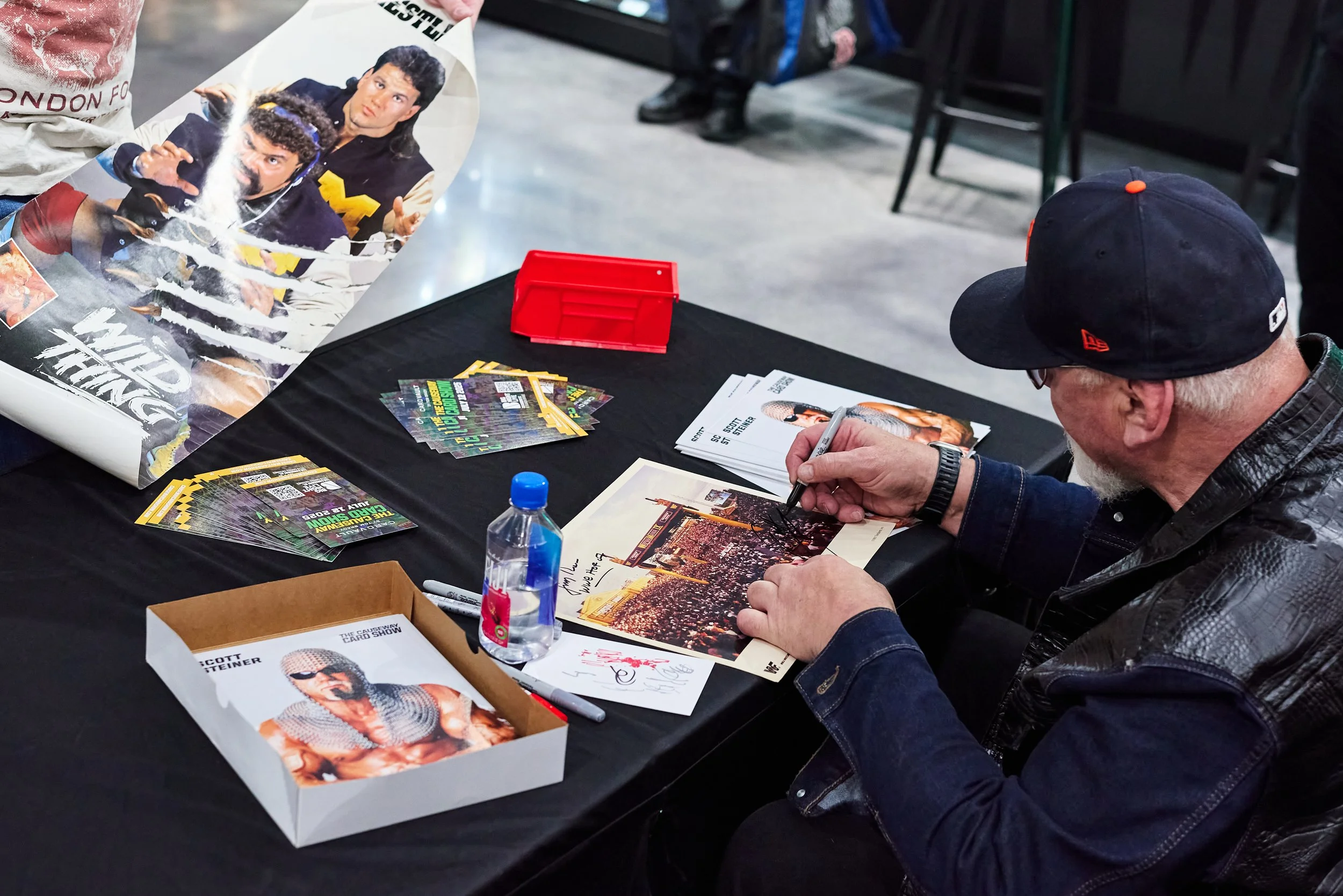 20250510_BIG NIGHT LIVE_CAUSEWAY CARD SHOW_[142] - @ERIKLORCH.jpg