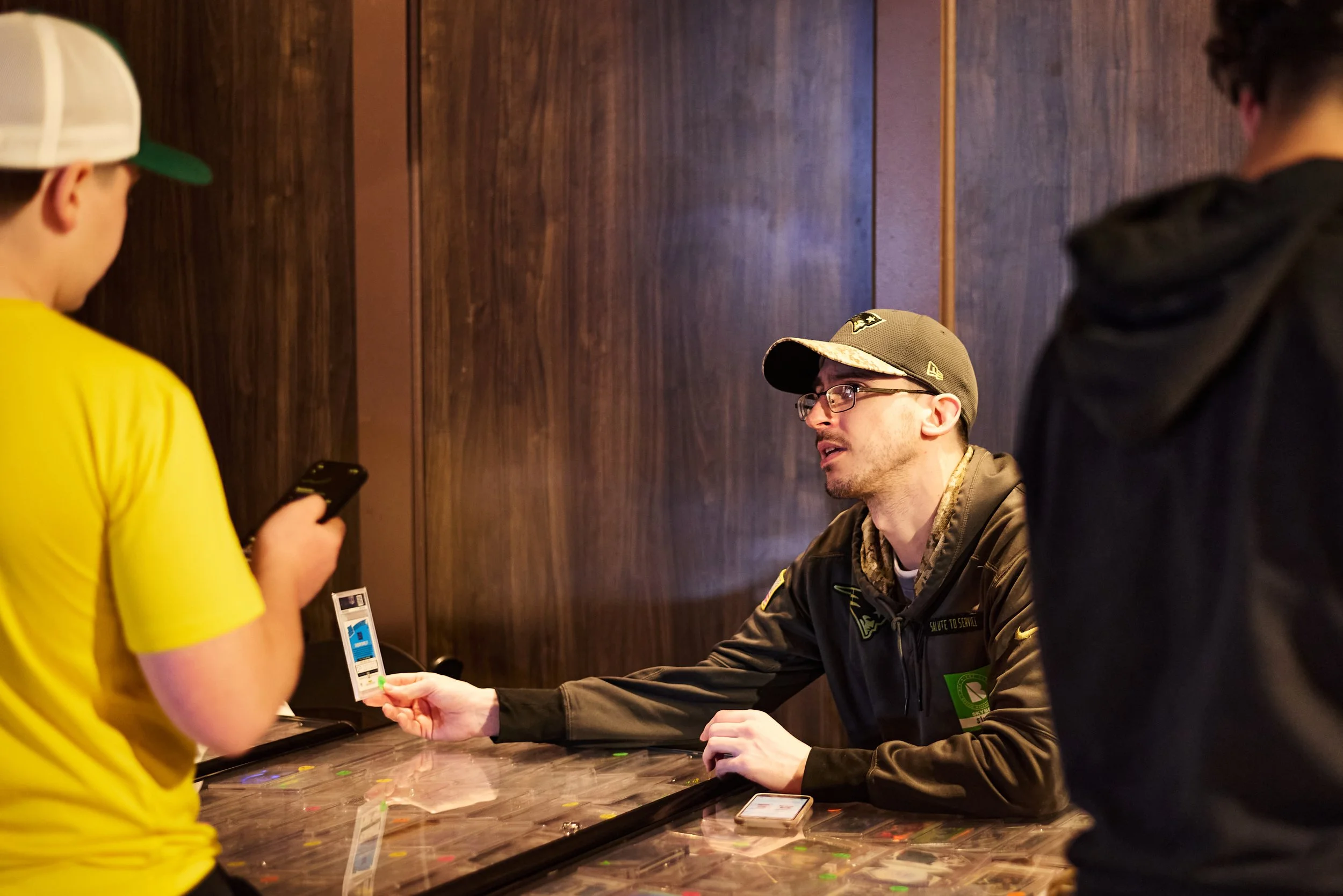 20250510_BIG NIGHT LIVE_CAUSEWAY CARD SHOW_[049] - @ERIKLORCH.jpg