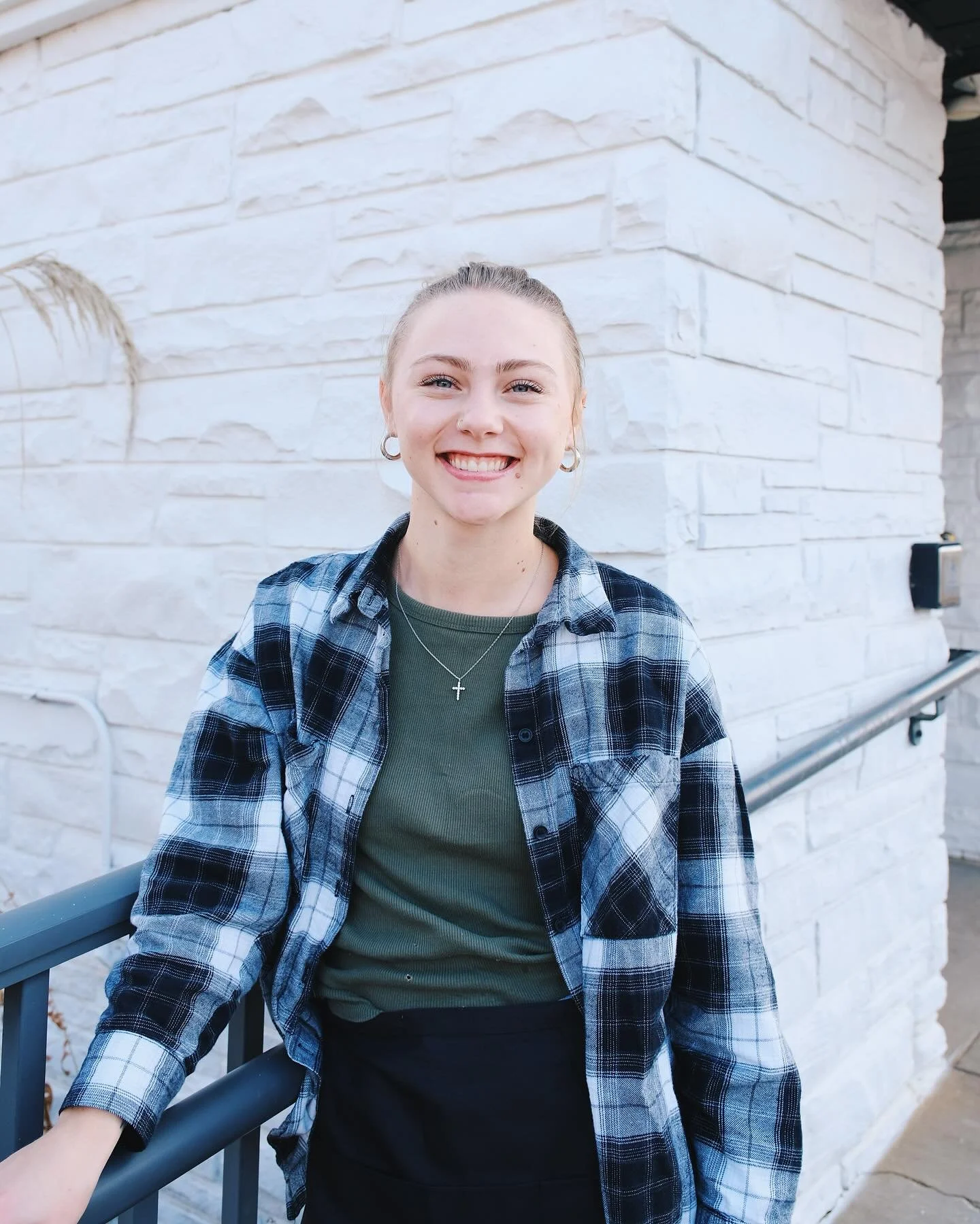 Now that we have been open for a few months we thought we&rsquo;d introduce ourselves 👋🏼.
This is our incredible barista Taryn! 
&ldquo;I love Dwelling because it&rsquo;s a great space for people to be able to come together and enjoy a quality cup 
