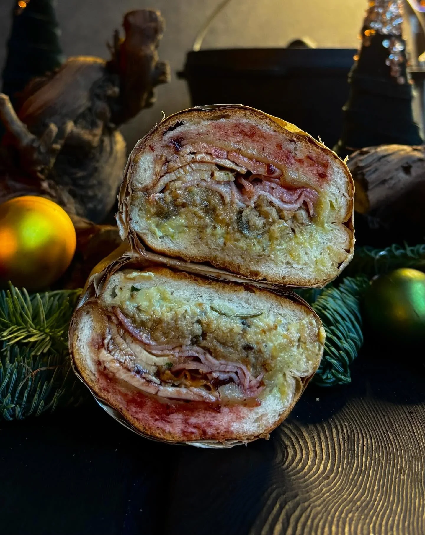 our nollaig special is now live.

roast @feighcullenfarm turkey breast
turkey sausage stuffing (using feighcullen turkey leg meat)
master stock gravy
xmas tree mayo (using pine foraged by us from the dublin mountains)
irish cheddar
cranberry sauce
on