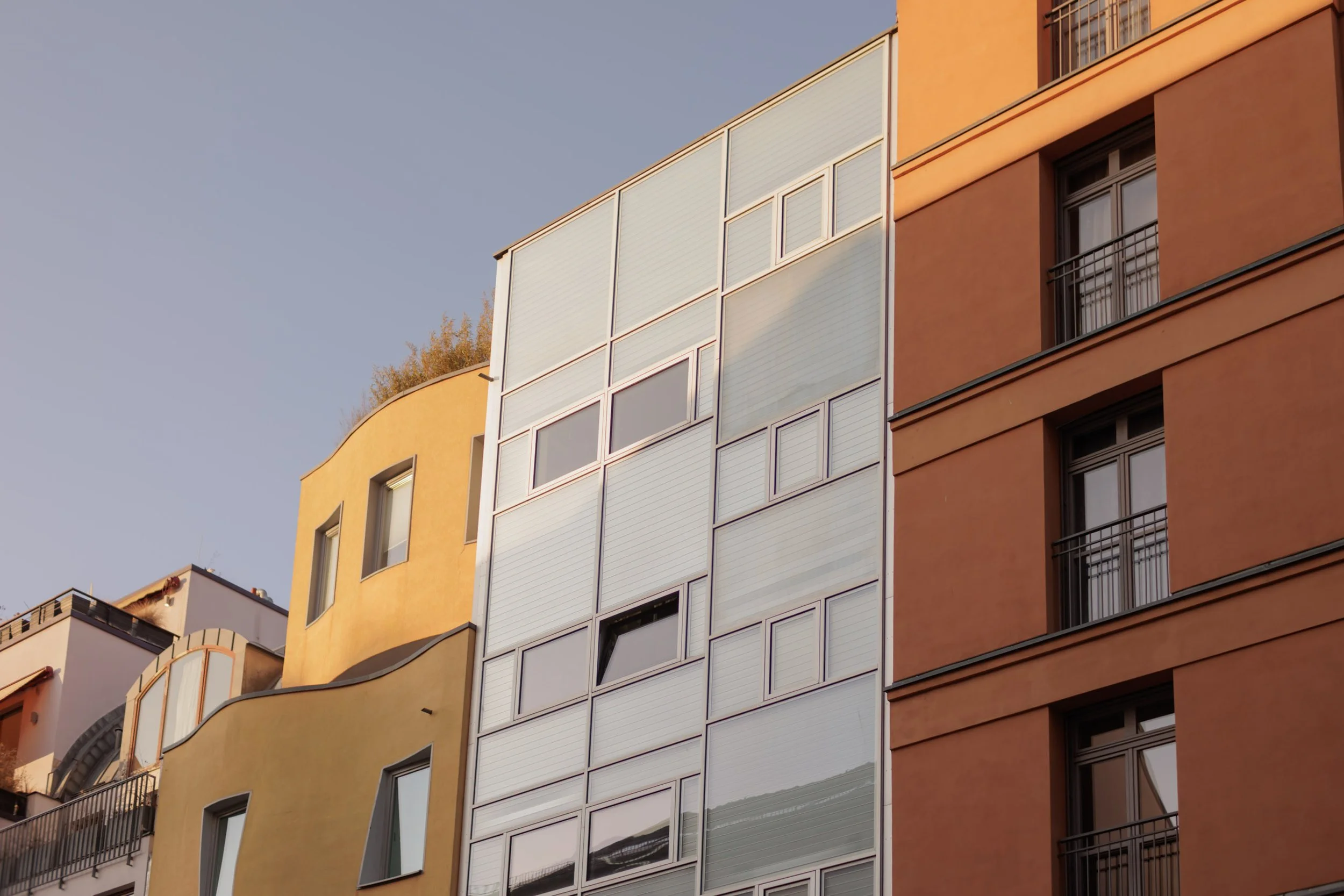 Ikonische Architektur und urbaner Lifestyle – „Kleiner Wolkenkratzer“ in Toplage der Berliner Innenstadt