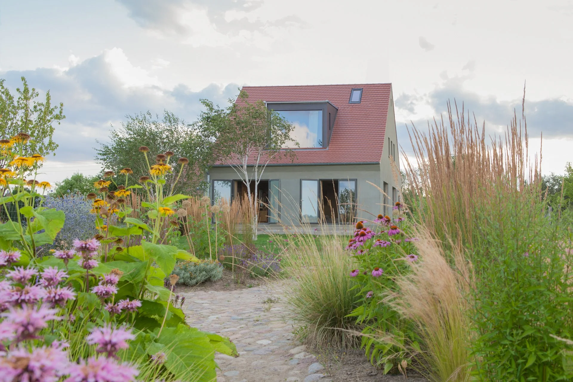 Kleine Acht – Zeitlose Landhausarchitektur mit idyllischem Garten in der Uckermark