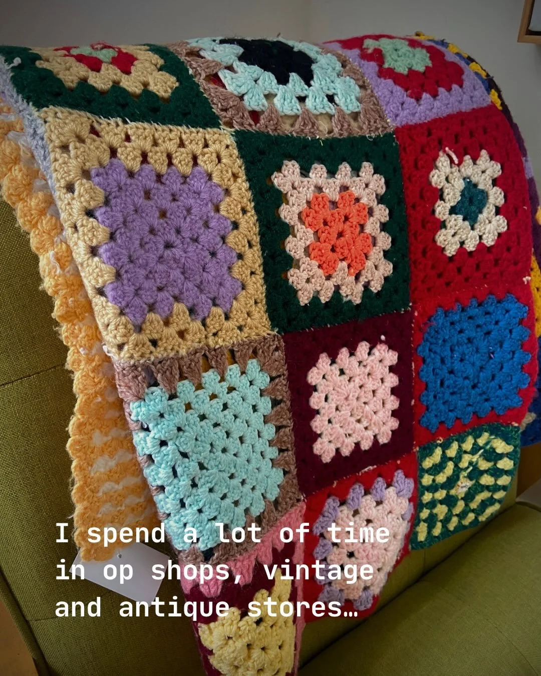 I&rsquo;m fascinated by the remnants of other peoples lives that find their way into vintage, antique and op shops. Small, insignificant things that carry the weight of a whole life lived.

#smallthingscarryweight #nzartist #myinspiration
