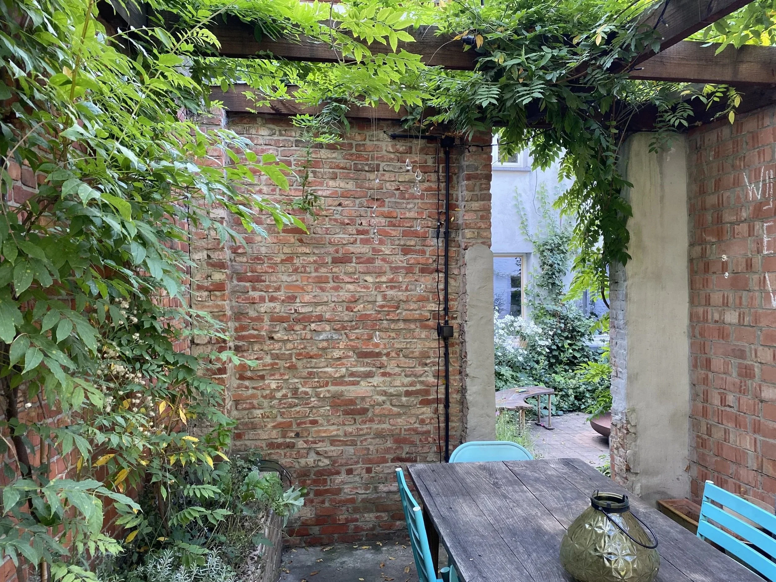 de-tuinen-van-tom-tuinarchitect-tuinontwerp-arnhem-stadstuin-ecologische-tuin-patiotuin.jpg
