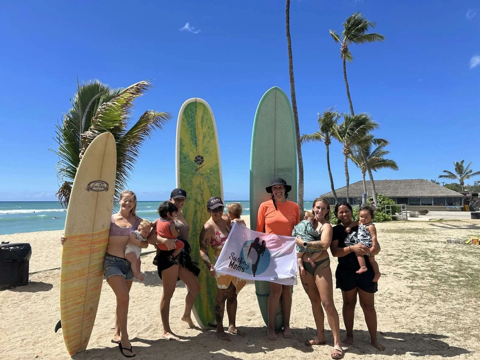 O'ahu: Surfing Moms Mother's Day Open House