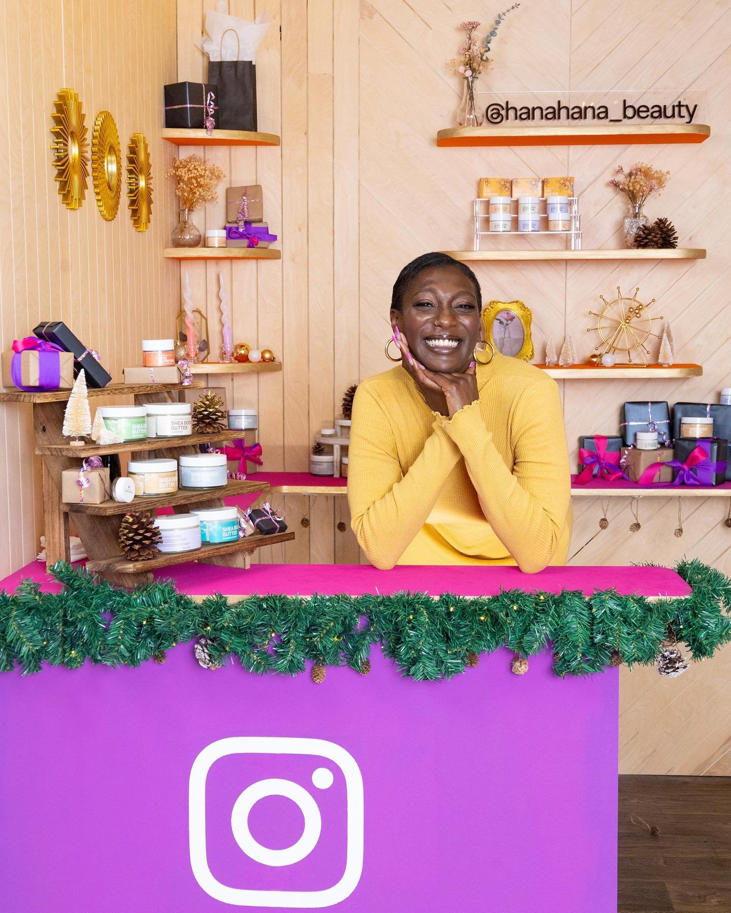 photos from @instagramforbusiness shoot

producer: @anagraace
pd: yours truly
build+scenic: @callaghannn and crew
art director: @lola.v.pd
art pa: @l_massam