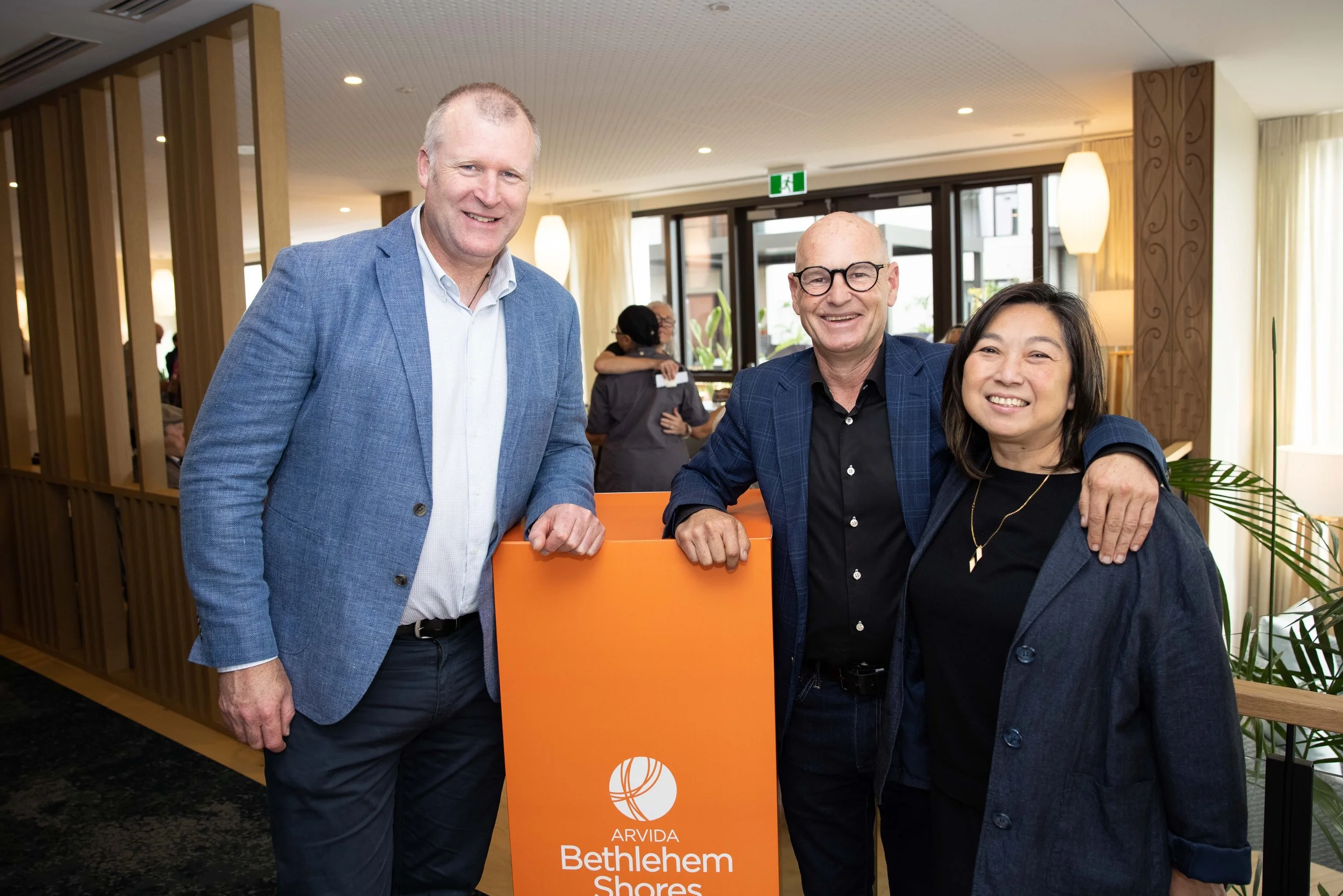 1. Mahe Drysdale,Tristan Saunders, Shirley Chin.jpg