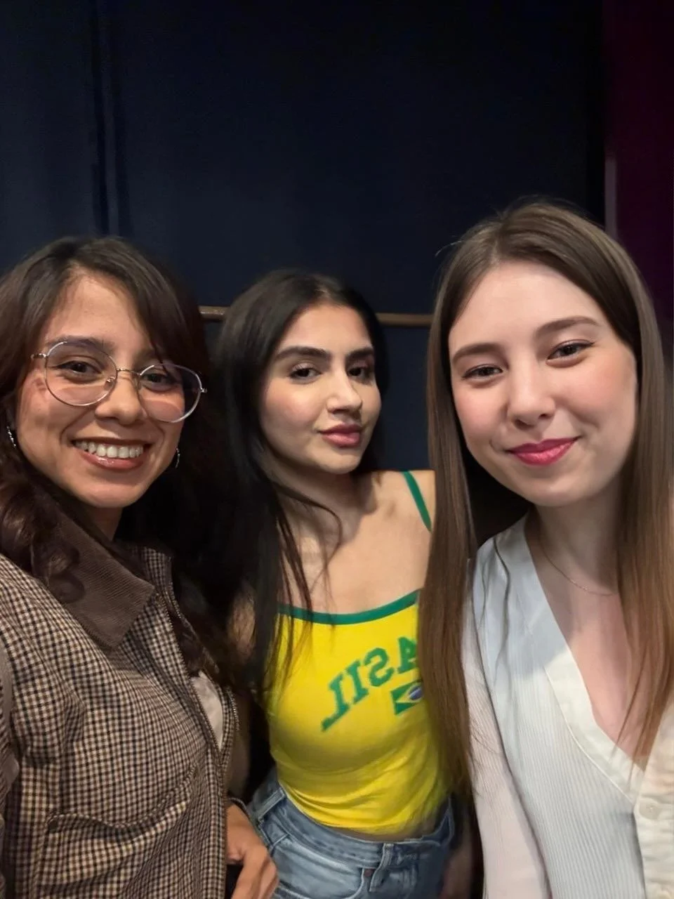 Saw @zar.the.star last night in Montreal as part of her  Canadian tour! 🇨🇦

Thanks for taking a picture with us Zar! We can now write this off as a business expense! 😂🤣💕