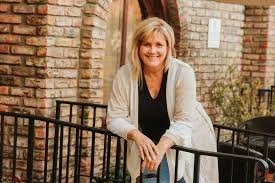 Episode 400. Prepare Him Room Week 3: Joy with Carole Leathem