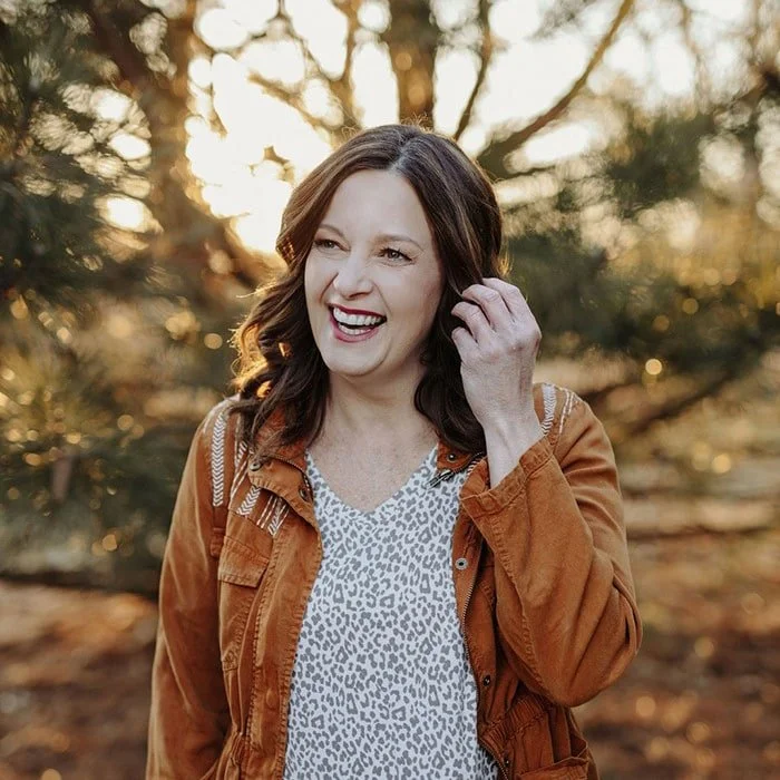 Episode 412. How to Love Your Morning with Jennifer Dukes Lee