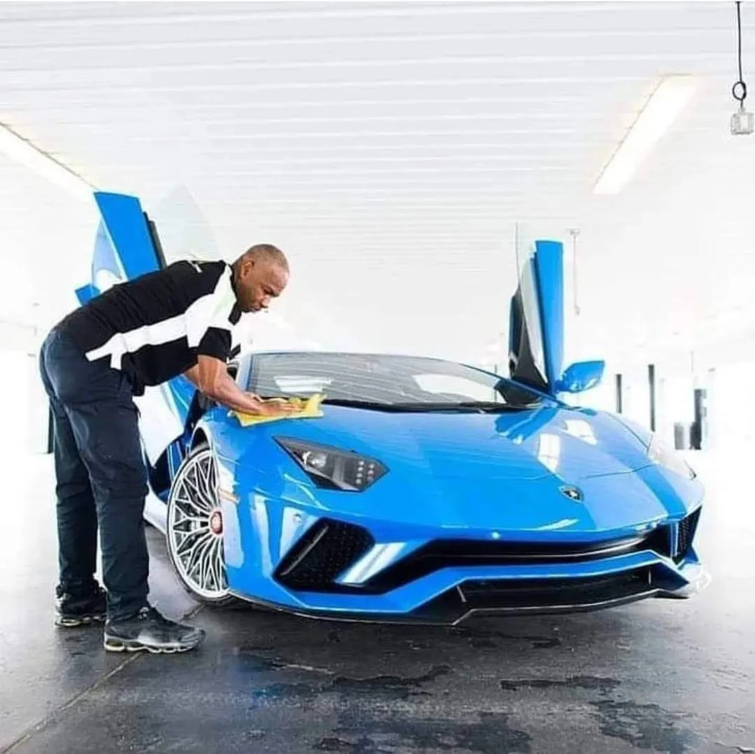 lambo5.jpg