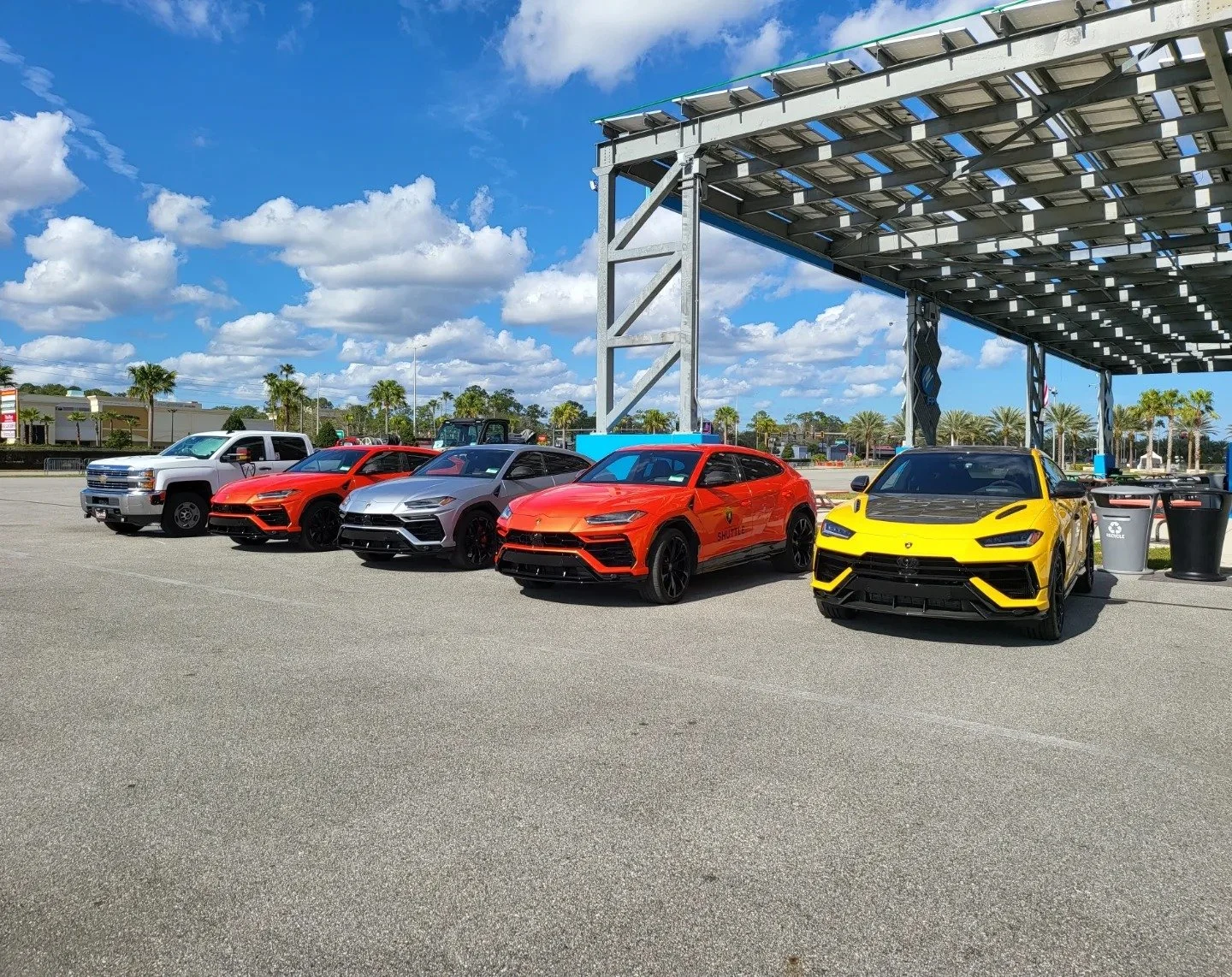 Lambo.jpg