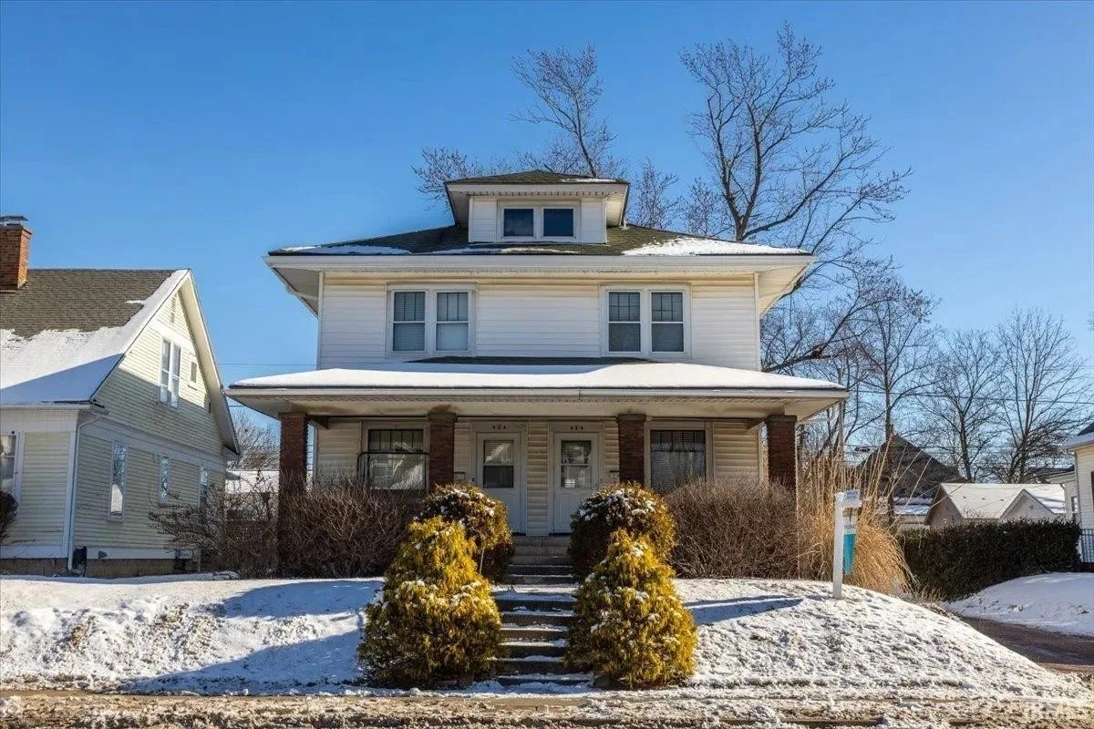 AVAILABLE NOW!! [825 S 9th St. Lafayette, IN 47905]