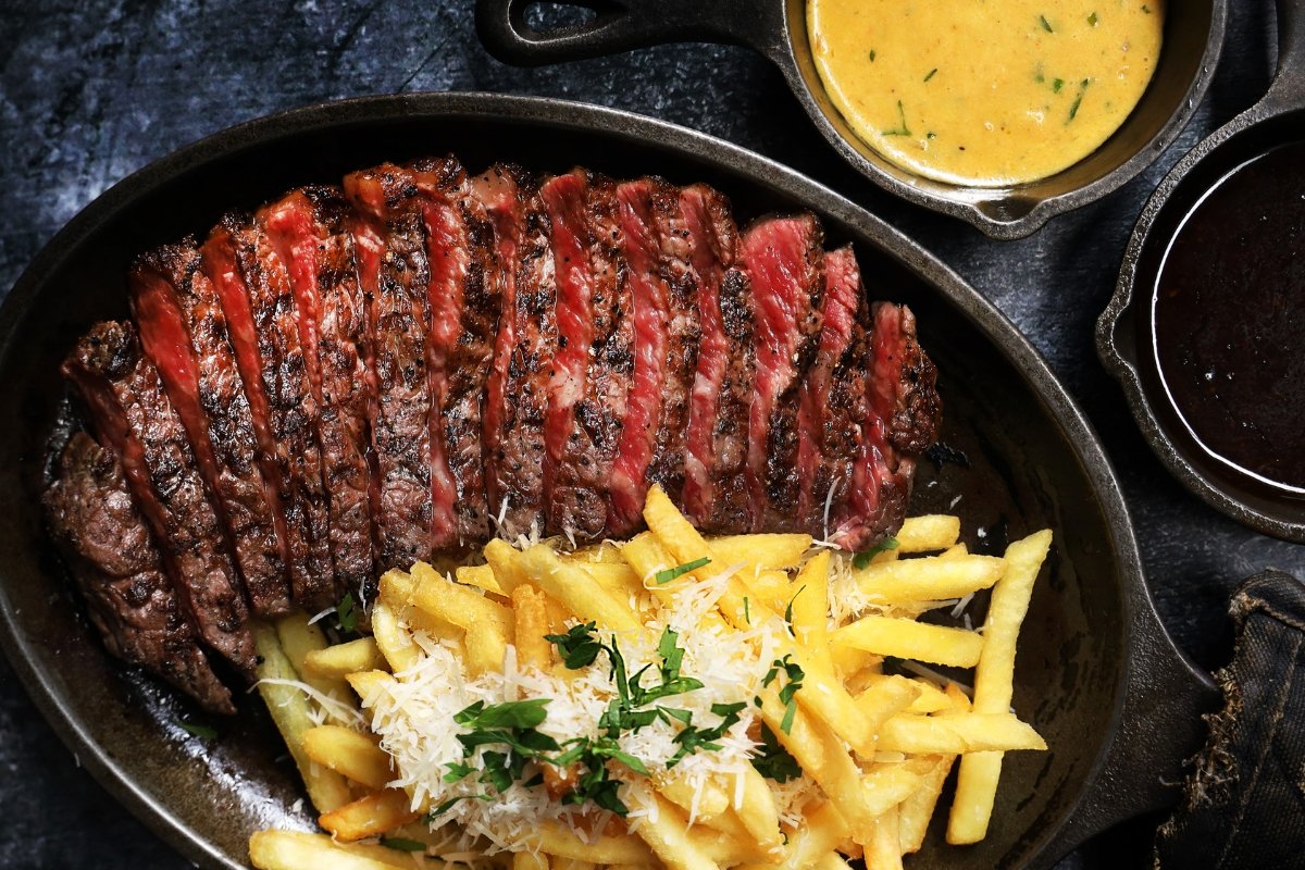 STEAK FRITES AT LUNCHEON