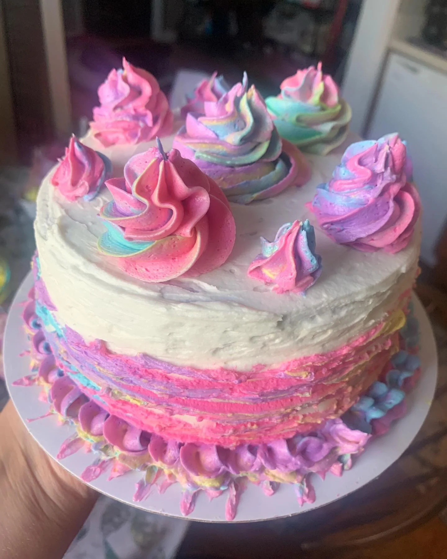 Unicorn Cake 🦄 
Inside: Strawberry and Lemon Cake with Strawberry Reduction
#unicorncake #unicorngang #cakesofinstagram #bakersofinstagram #strawberry #lemoncake #kidscake #buttercream #moonroomkitchen #smallbusiness #smallbusinessnashville