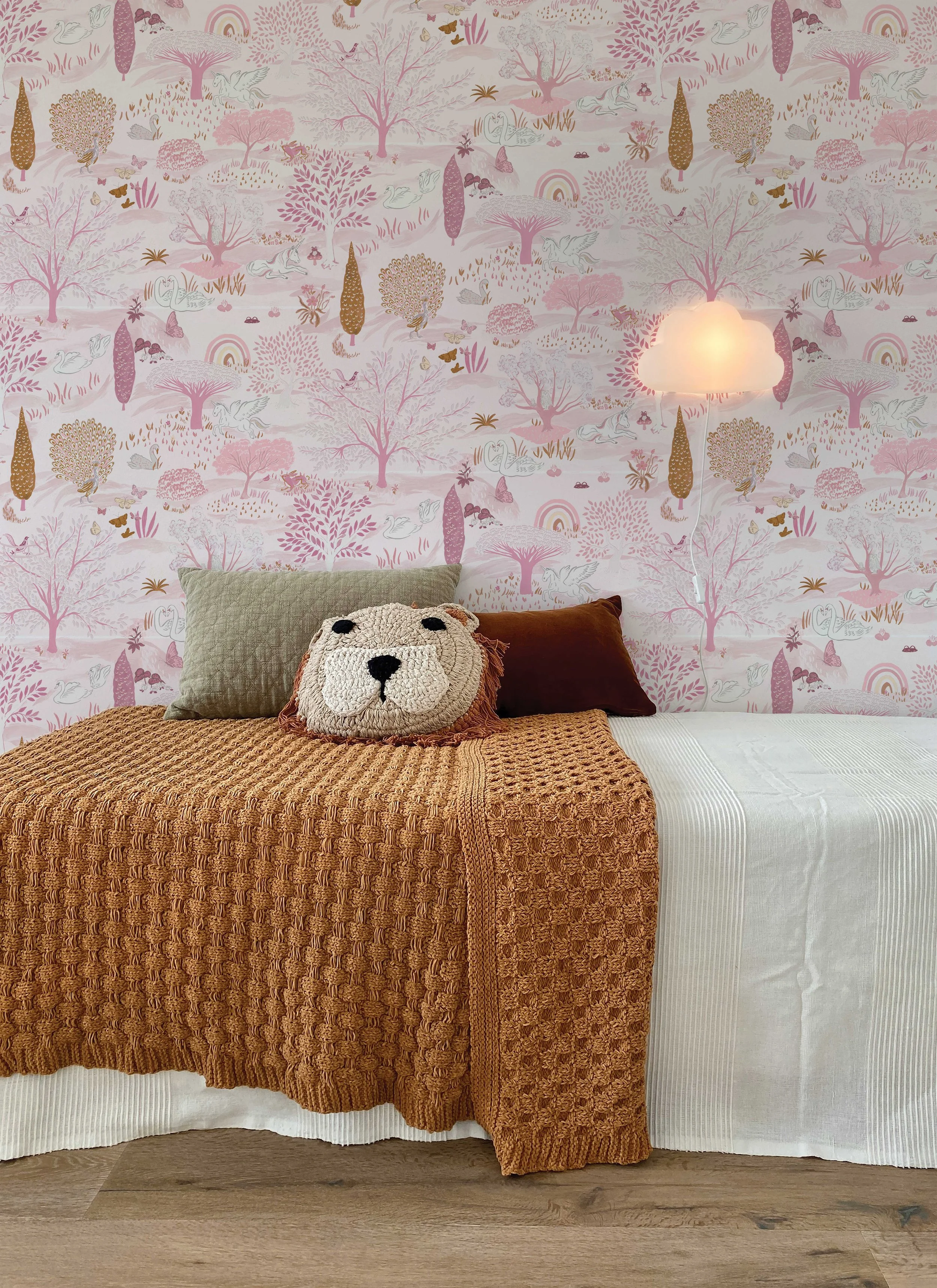 SS14249-sheshe-bubble-gum-pink-into-the-forest2.jpg