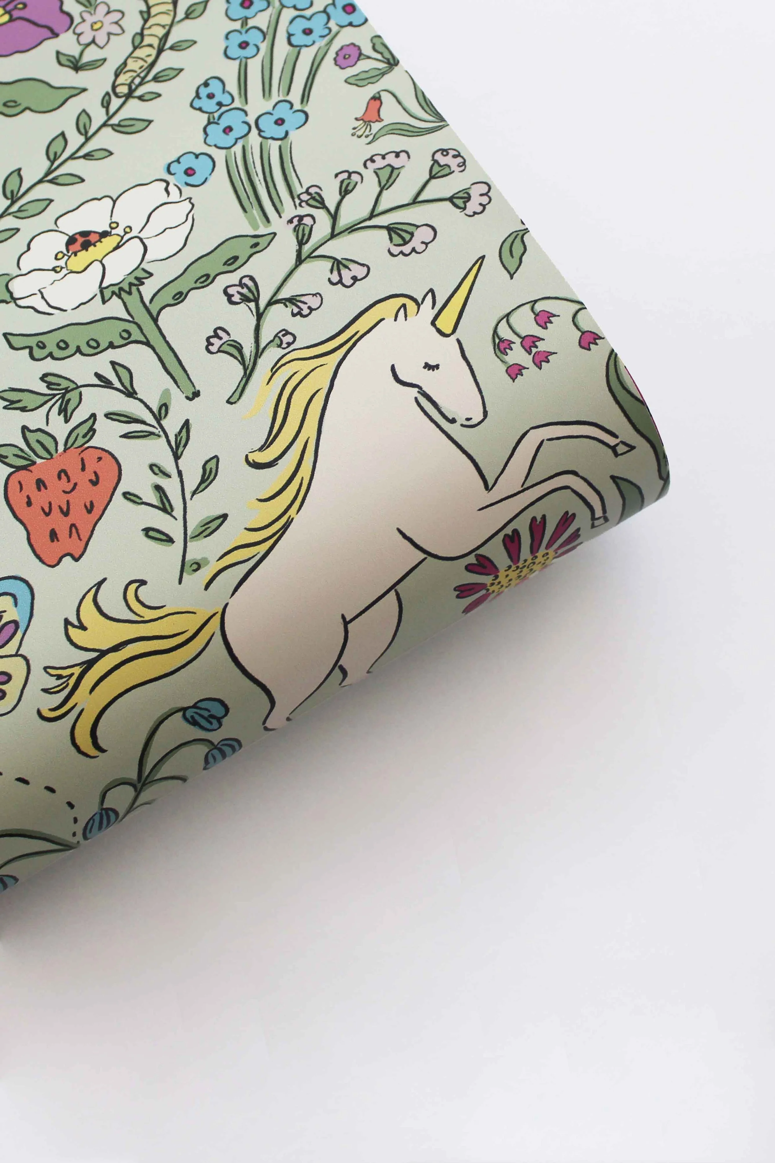 SS14256-sheshe-green-meadow-unicorn-gardenroll.jpg