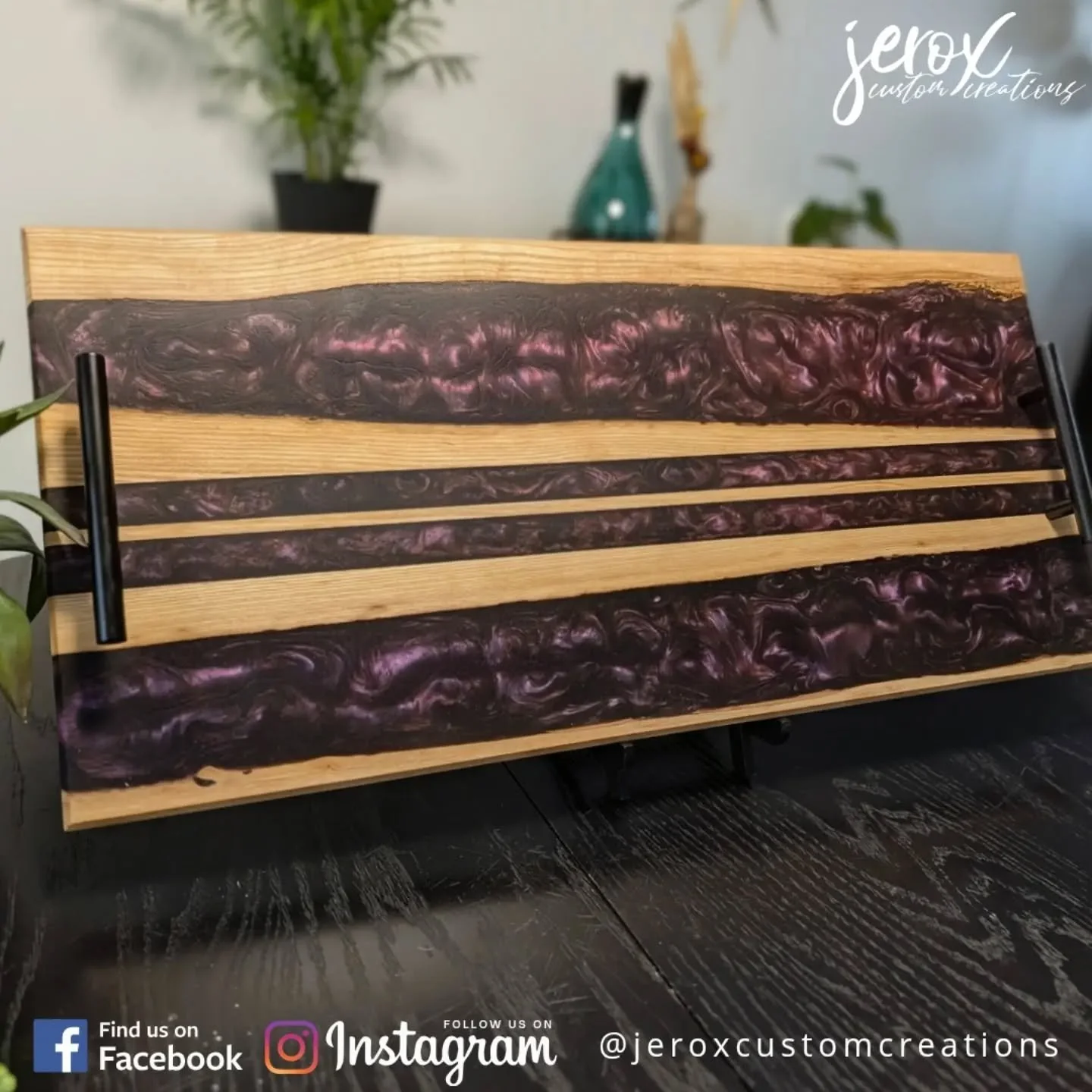 She&rsquo;s wood. She&rsquo;s resin. She&rsquo;s showing off a little.

Deep purple swirl, clean hardwood lines, and black handles that mean business. Built by hand and ready to make whatever you&rsquo;re serving look like a power move.

Custom. One 