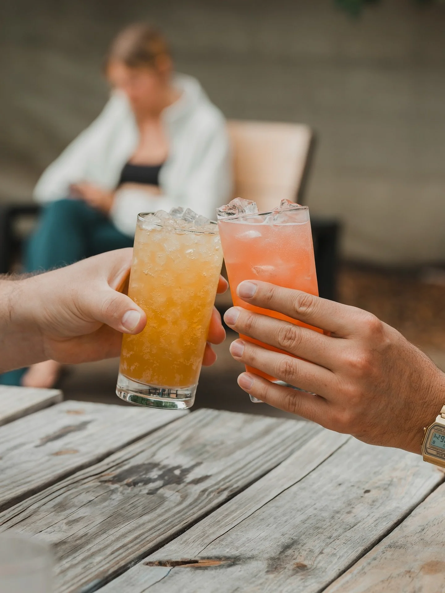 Have you tried on of our sparkling teas? Refreshing and delicious, they always hit the spot! Come grab one!!