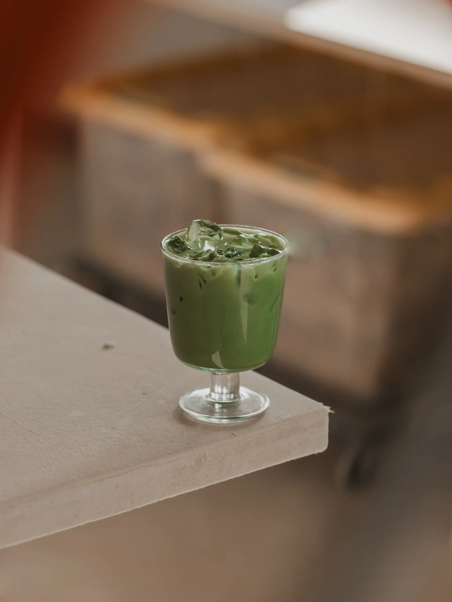 Matcha on my mind! All day!! When the sun starts shining an iced matcha hits the spot.