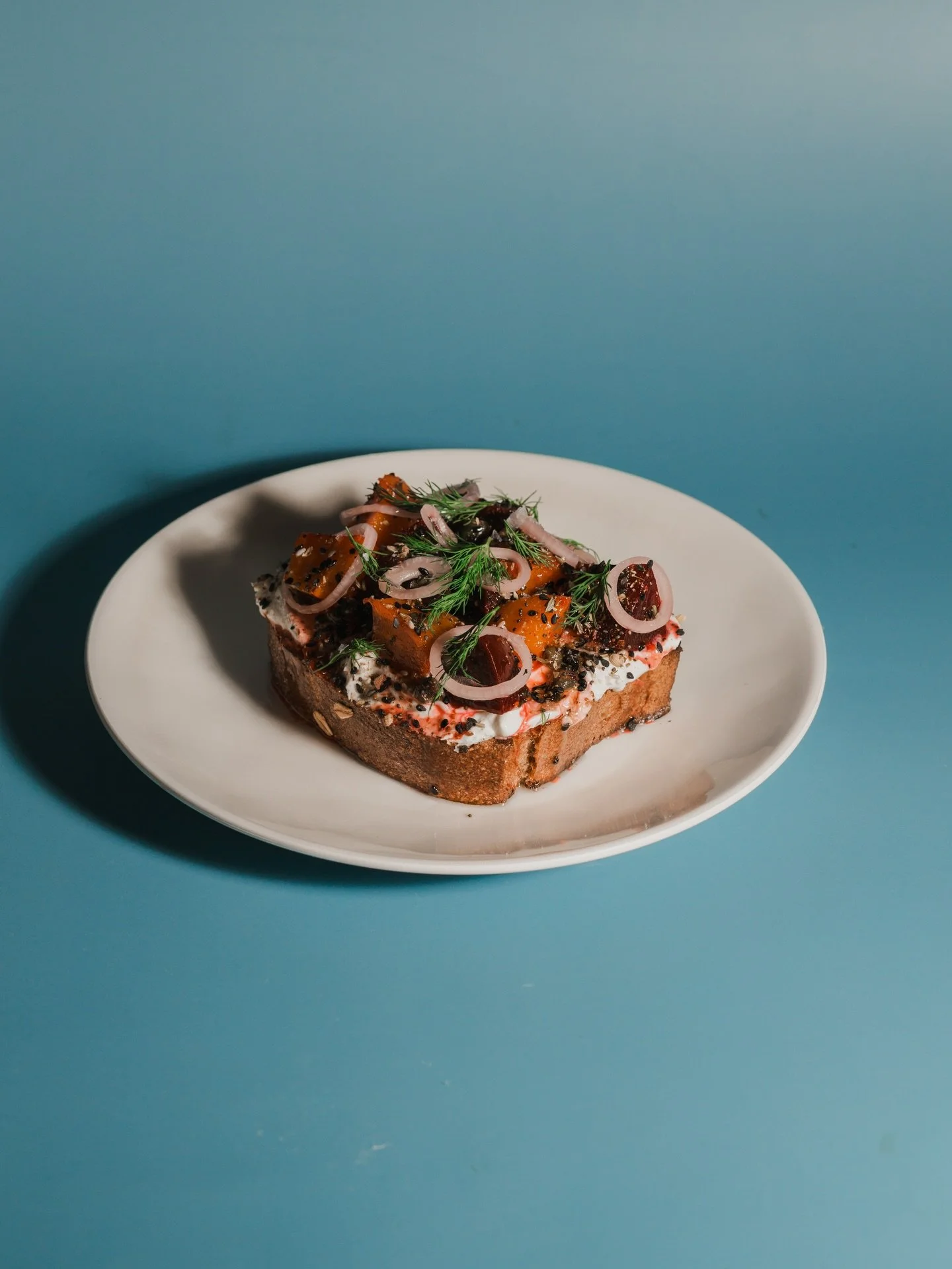 It&rsquo;s lunch time! Did you know we offer a lovely lunch menu? Come grab a beet tartine or salads and finish it off with a cookie!