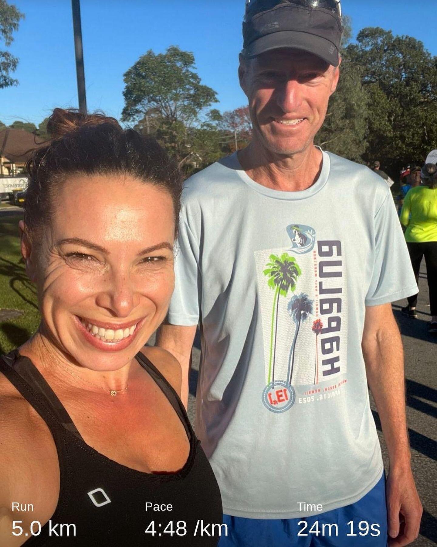 After a long break today I returned to @parkrunau 💗Paced to sub 25 by @gregstriders as a warm up for his half marathon tomorrow. Felt so good to be back!! Great to see @kelthemarathoner and @aaronspit as well.  See you next week! 

#swimbikerunfit#r