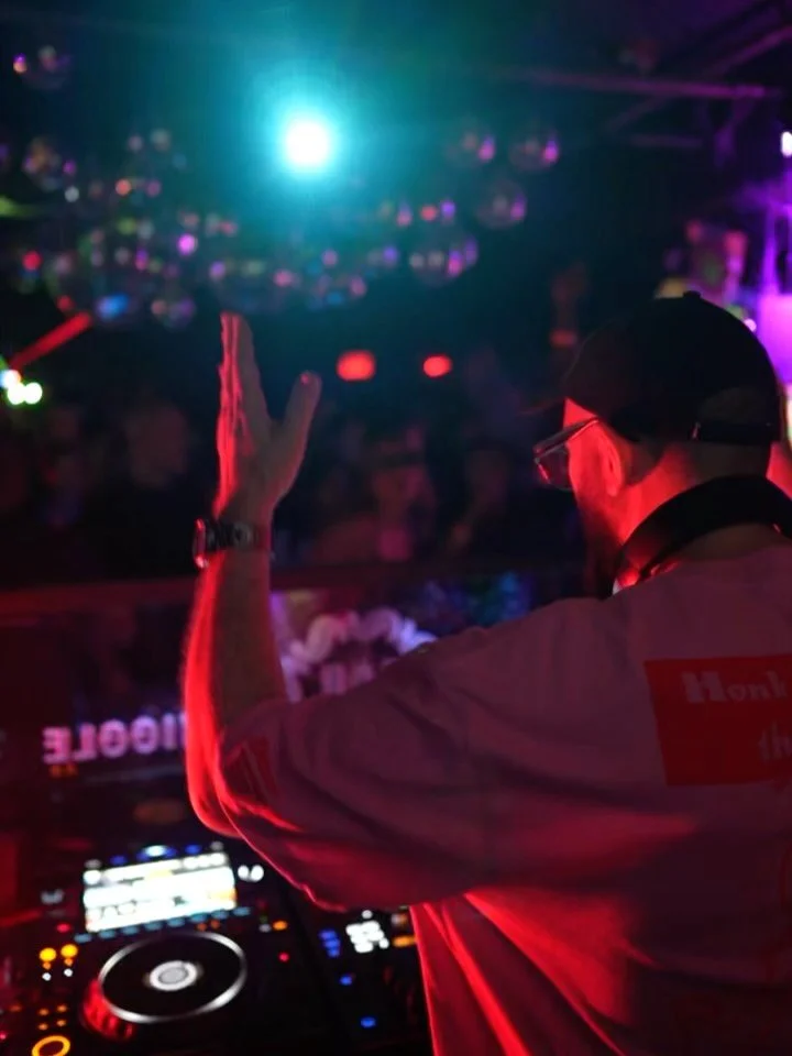Huge love to everyone that made it out to the @spacediscorecords party at @wiggleroomtoronto ❤️🪩🔥 That was so much fun! A few track preview clips below 👉👉

1 - Spaced Invader - Hatiras 
2 - Hypnotized - Hatiras @toolroomrecords 
3 - Something&rsq