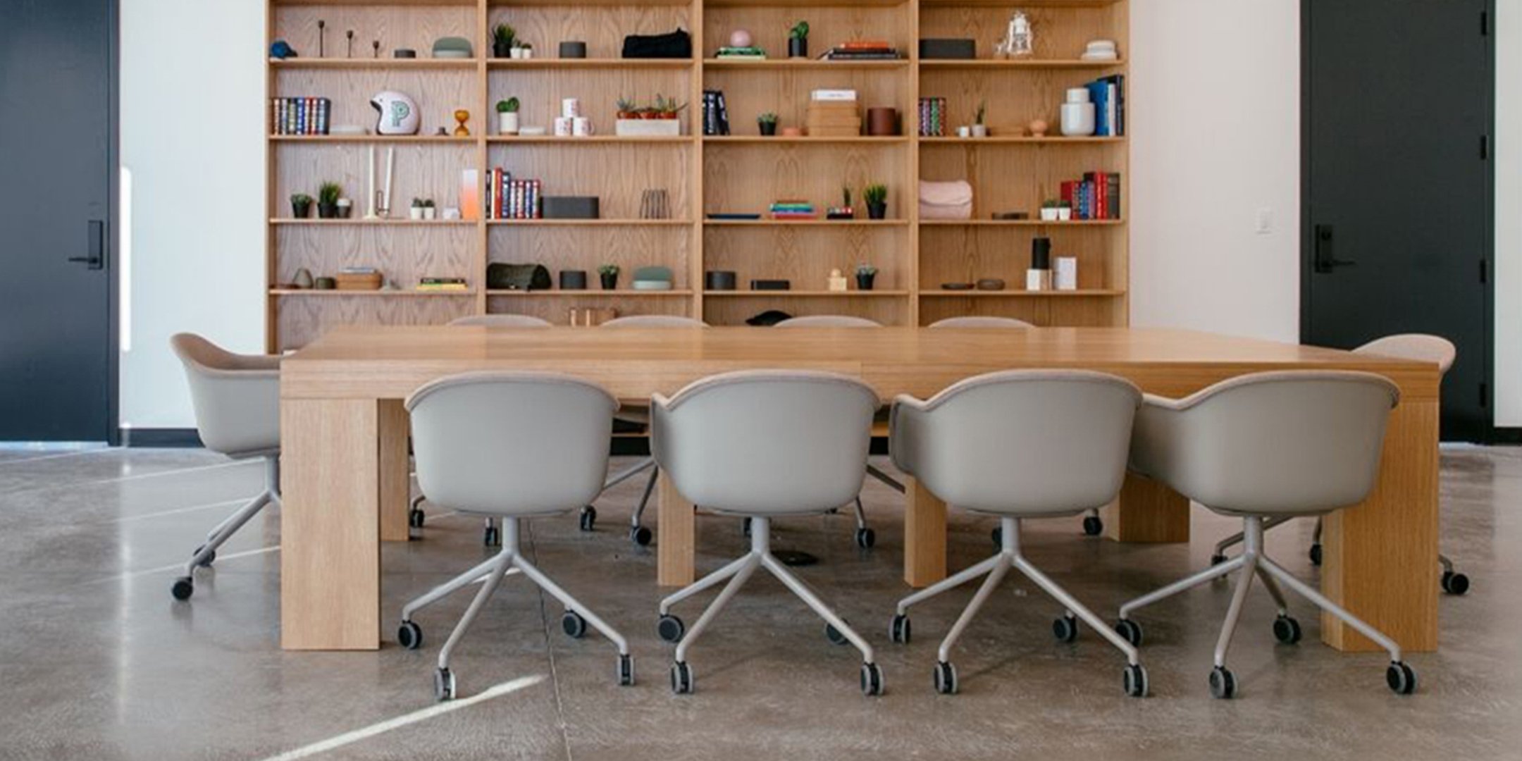 Design-ConfTable-02-CC_2160x1080.jpg