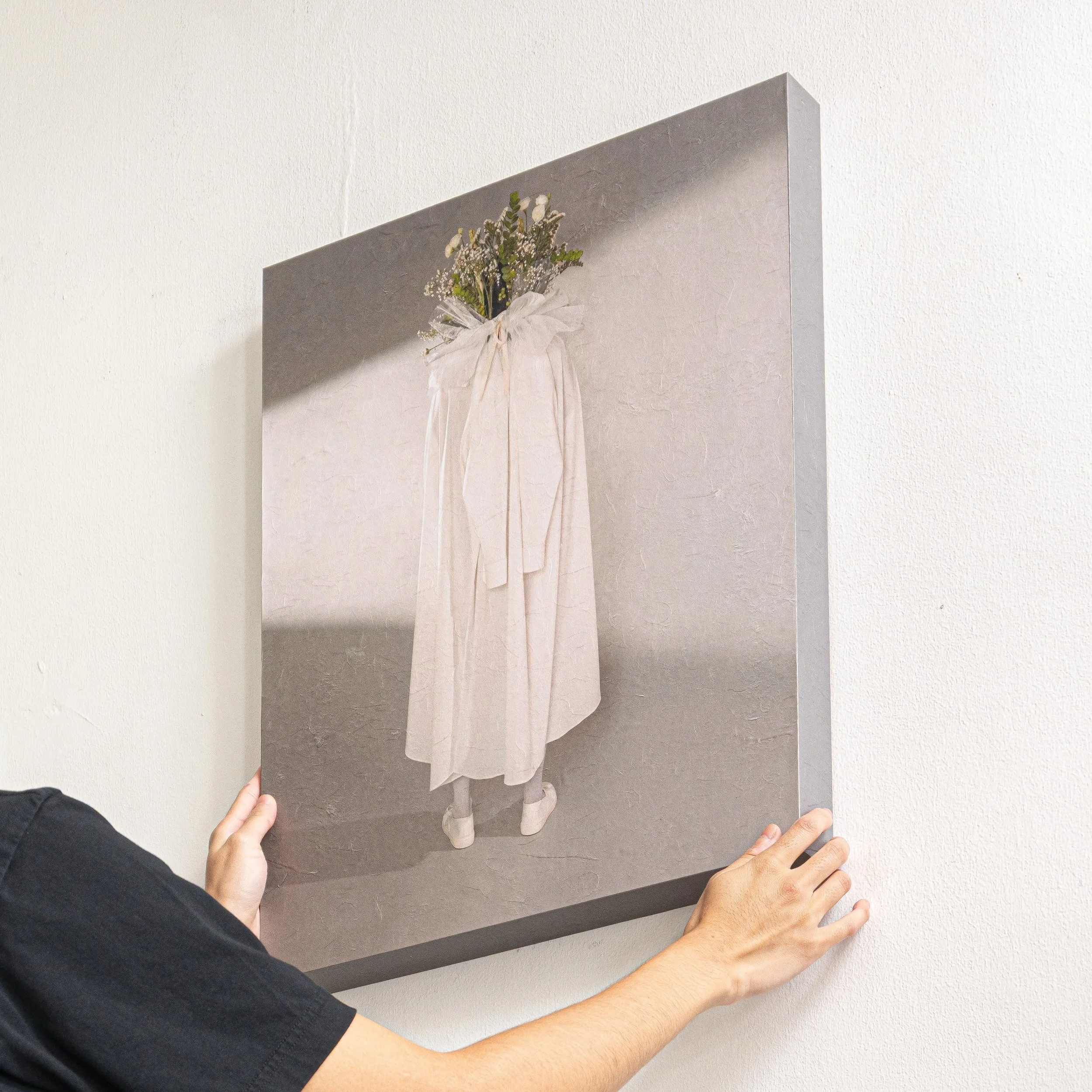 @kimmontesphoto &lsquo;s artworks made with @awagamifactory_jp &lsquo;s Unryu swirling fibres, a unique and special paper. Also, check these out, new mounting method we&rsquo;ll release soon! 👀 

A stronger, more archival way if displaying Unryu pri