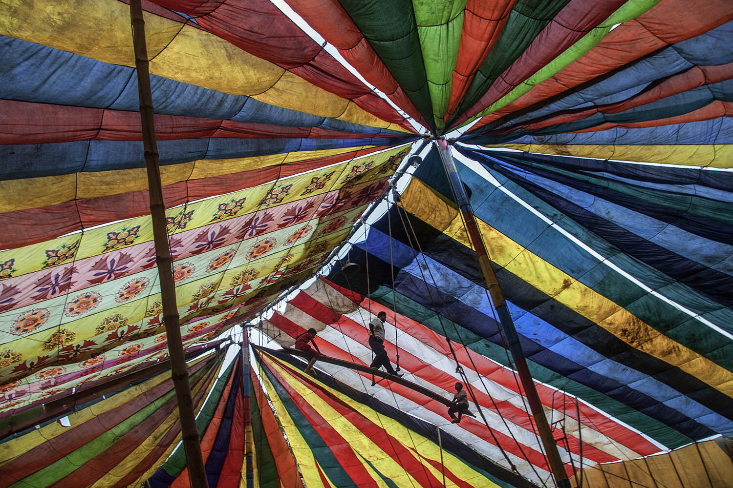 Traditional Circus of Bangladesh_04.jpg