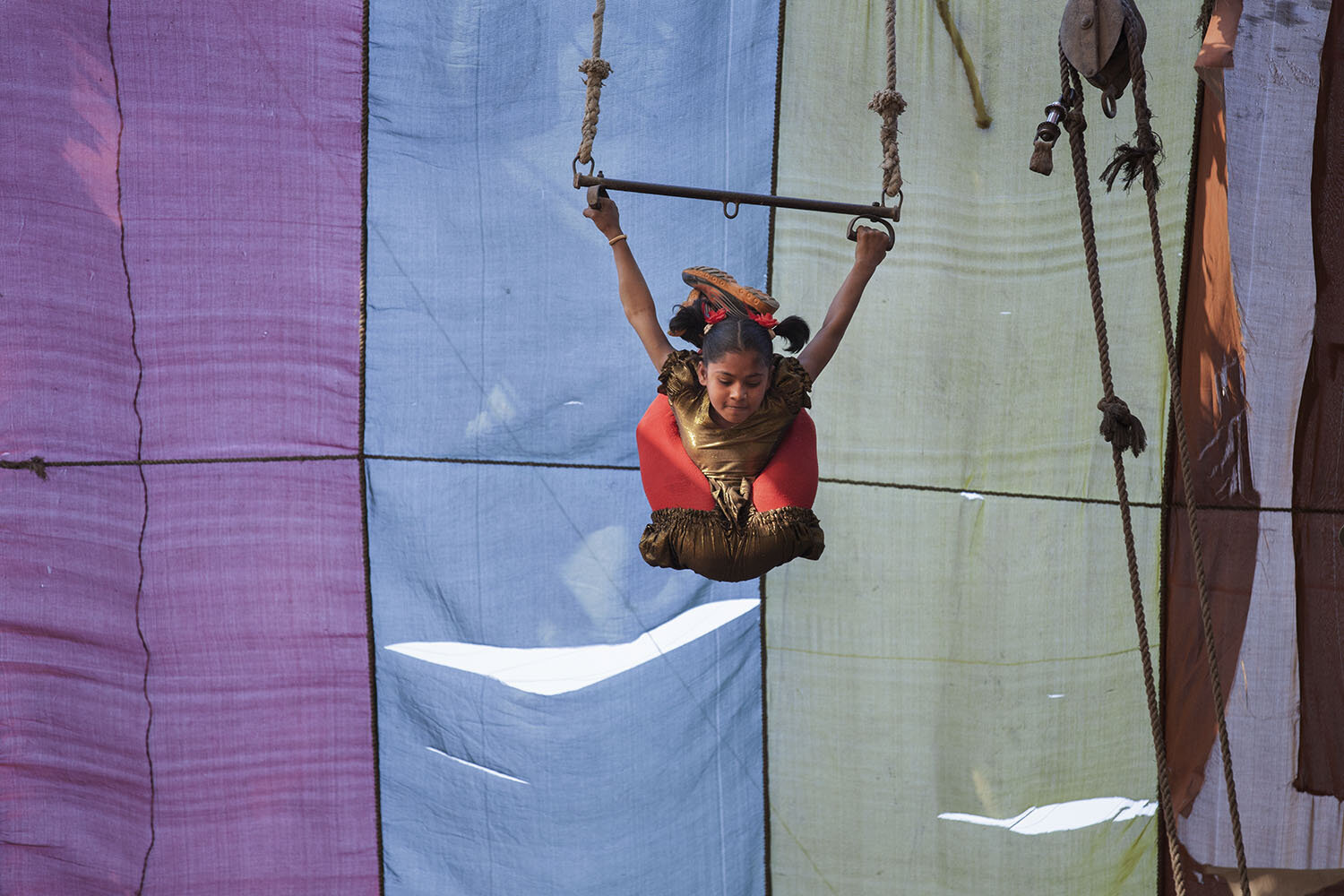 Traditional Circus of Bangladesh_14.jpg