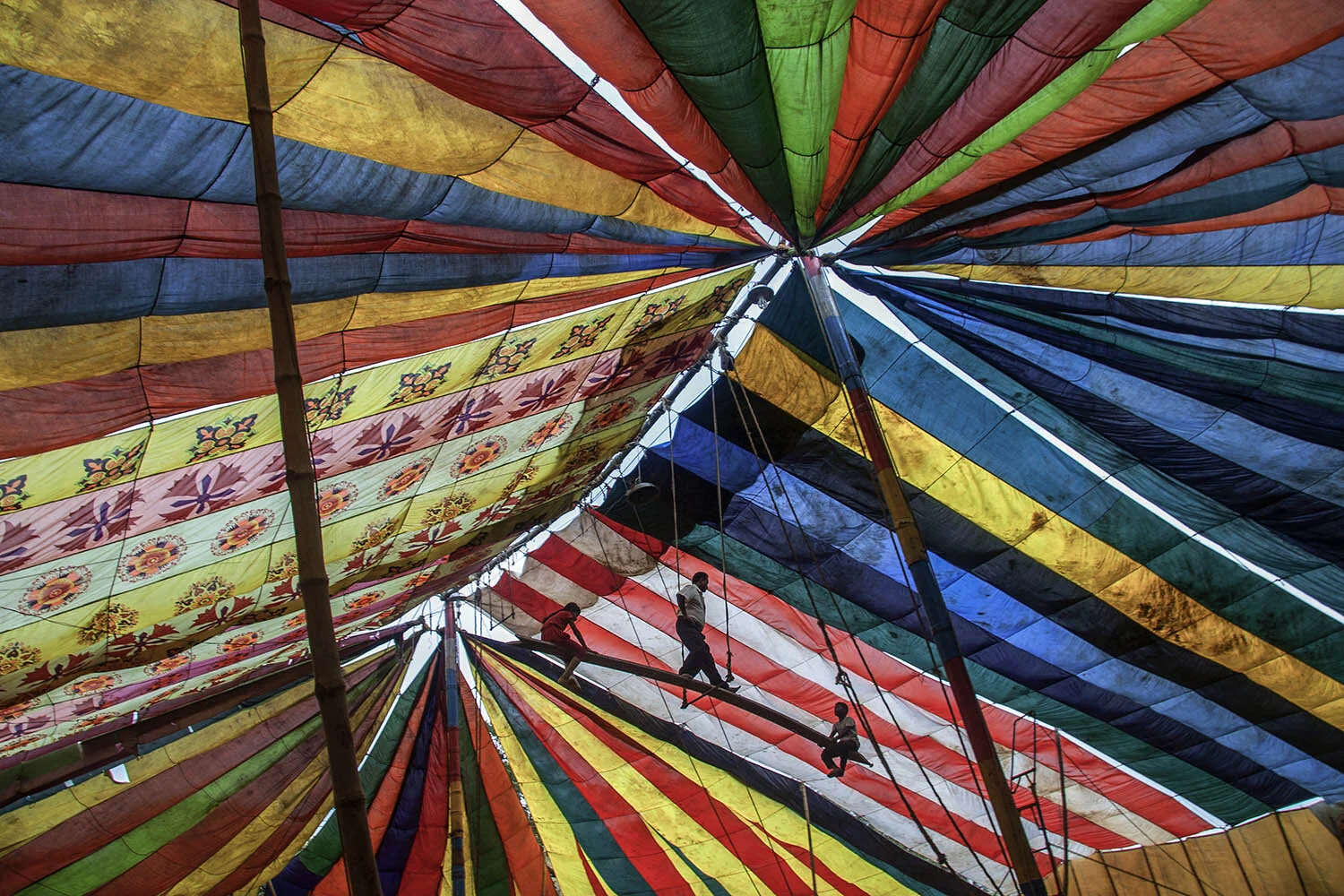 Traditional Circus of Bangladesh_04.jpg