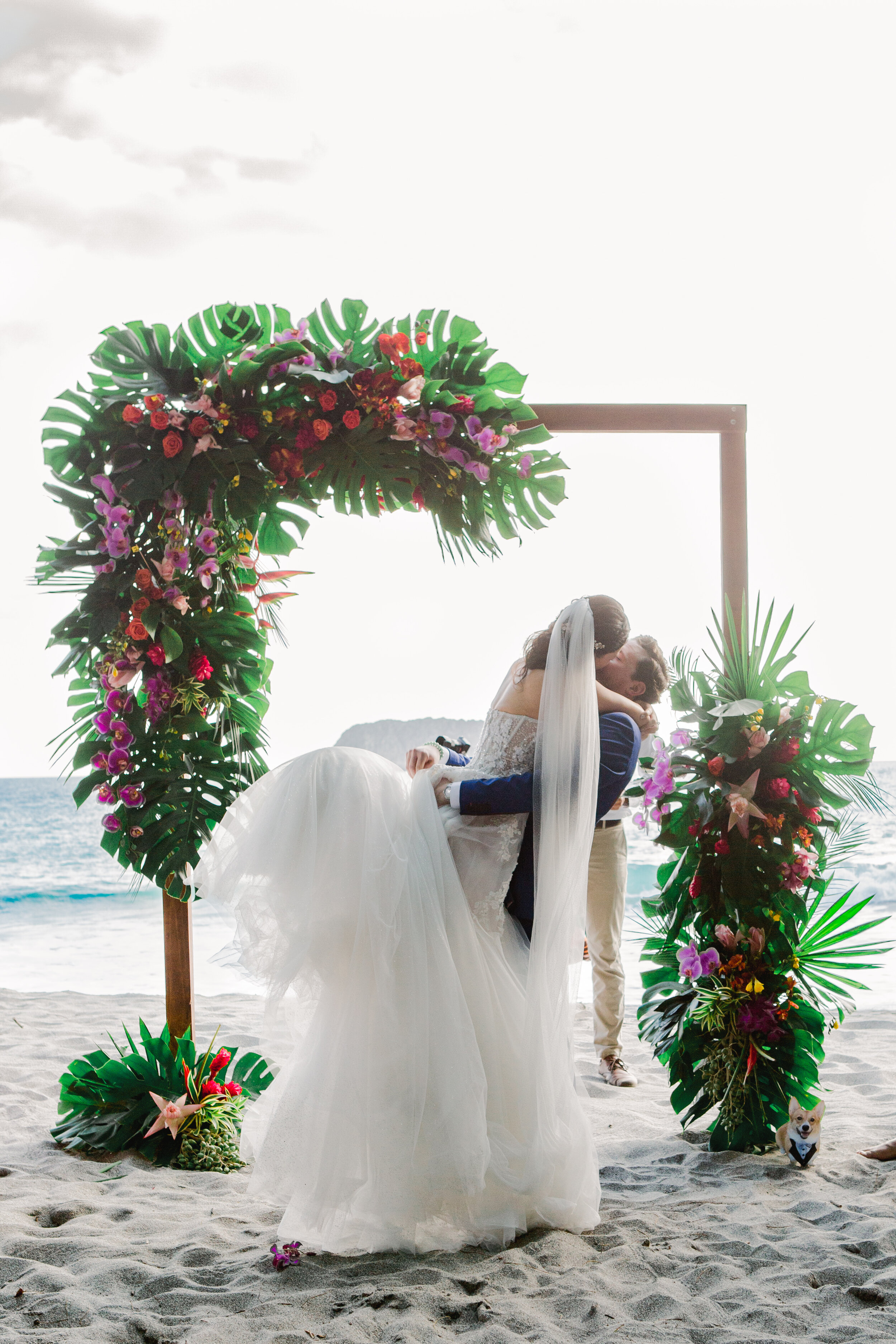 6-luck love photography - destination wedding photographer - costa rica wedding photographer - lillie & riley - ceremony-105.jpg