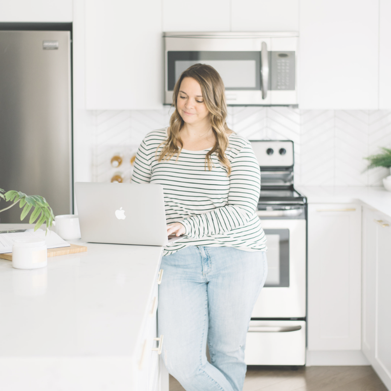 Working in a Clinic vs Working on Your Own