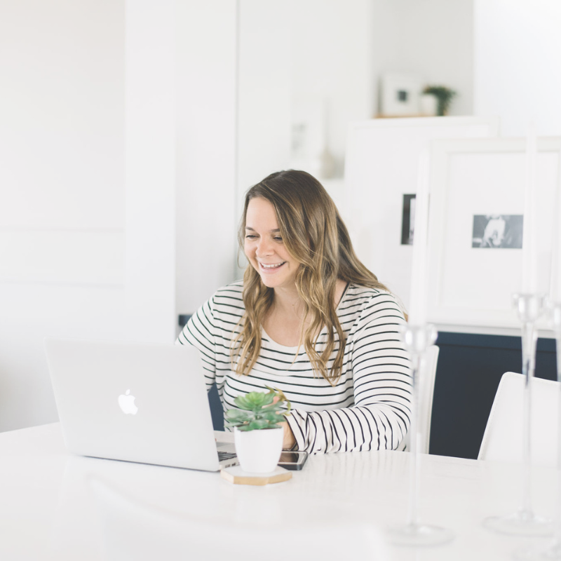 Launch Your Nutrition Biz Online Course π Everything You Need to Know!