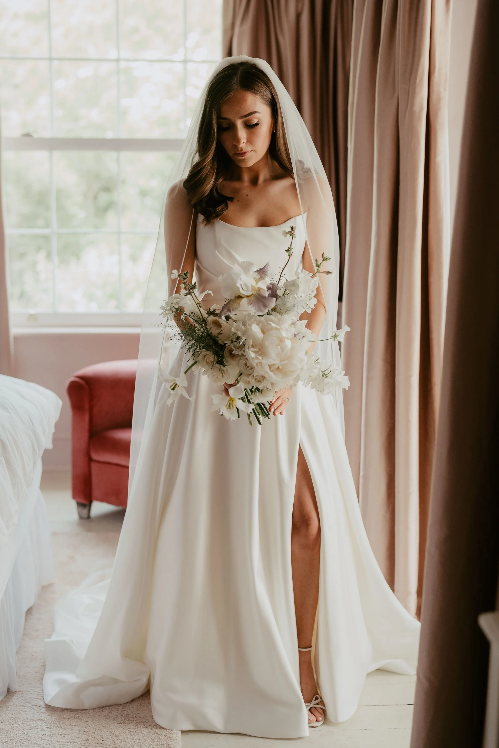 A beautiful spring bouquet for a bride at Firle Place, East Sussex. One hour from London.